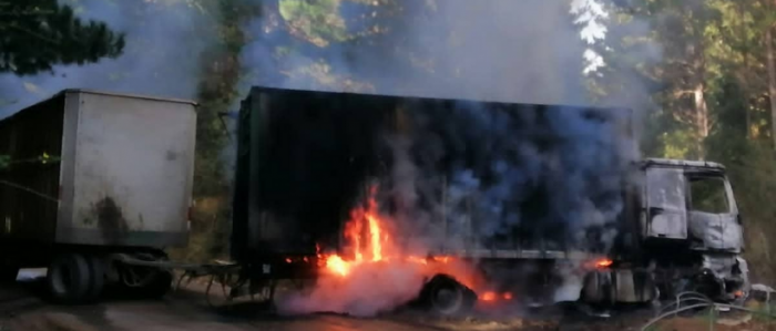 Curanilahue: 24 vehículos quemados tras ataques incendiarios
