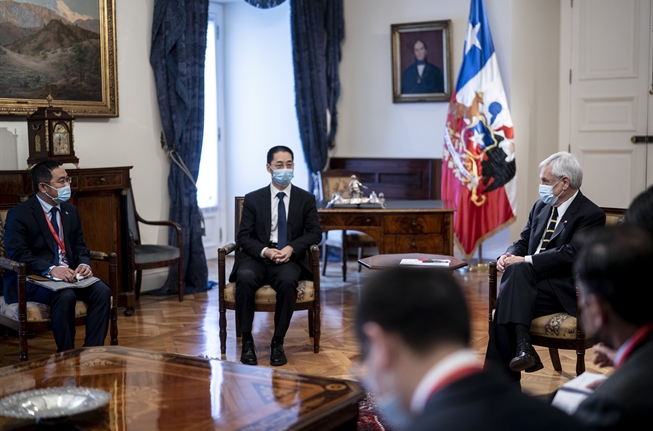 Piñera se reúne con Sinovac por posible instalación de fábrica de vacunas