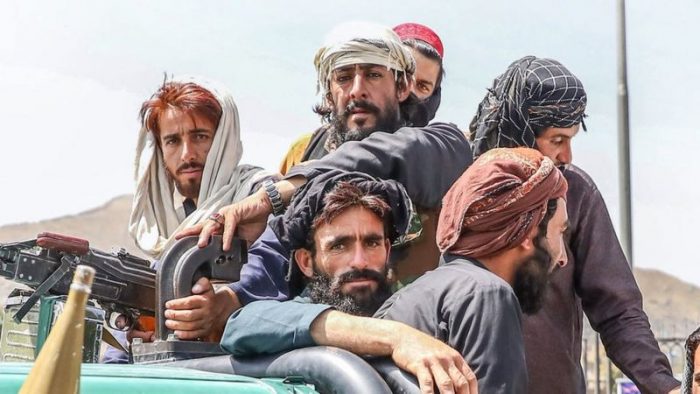 Afganistán: qué ocurre ahora con la economía del país tras la llegada de los talibanes (y cuál puede ser el papel de China)
