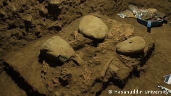 Otra ilustración de los restos arqueológicos encontrados en la cueva Liang Pannig.