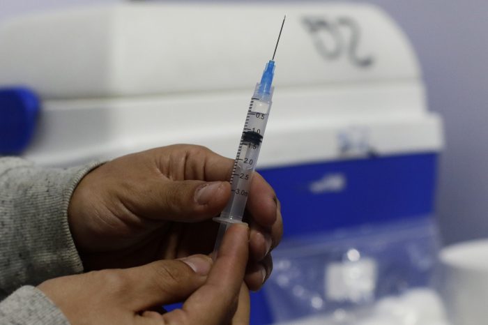 La urgencia de vacunar a niños y adolescentes