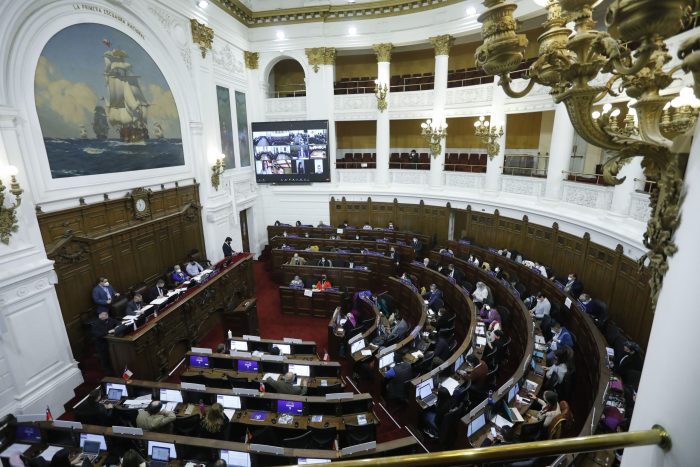 Comisión de Reglamento de la Convención Constitucional rechazó reincorporar el término «República de Chile»