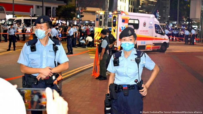 Arrestan a cuatro estudiantes en Hong Kong por «abogar por terrorismo»