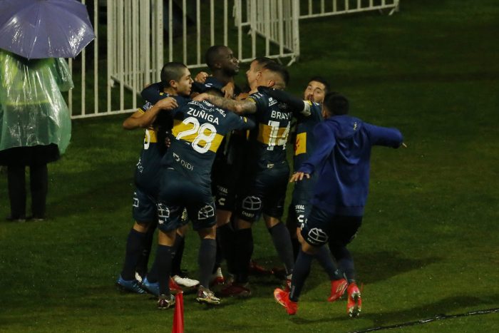 Everton venció en la agonía a Coquimbo y quedó con la primera opción para clasificar a la final de la Copa Chile