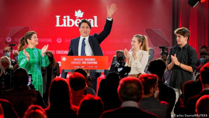 Trudeau gana tercer mandato en Canadá, sin mayoría parlamentaria