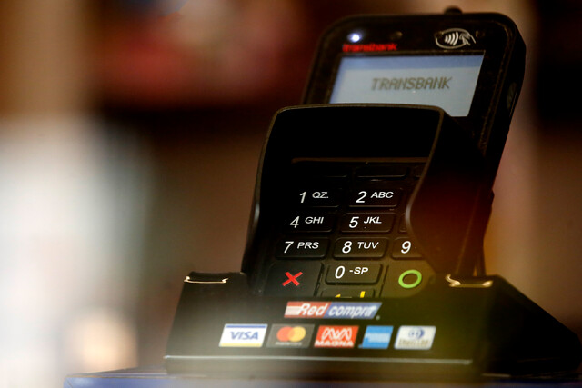 Usuarios reportaron nueva caída de Transbank: empresa dice que servicio vuelve a estar operativo