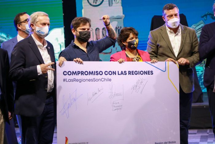 Boric, Kast, Sichel y Provoste se vieron las caras para presentar sus propuestas en materia de descentralización