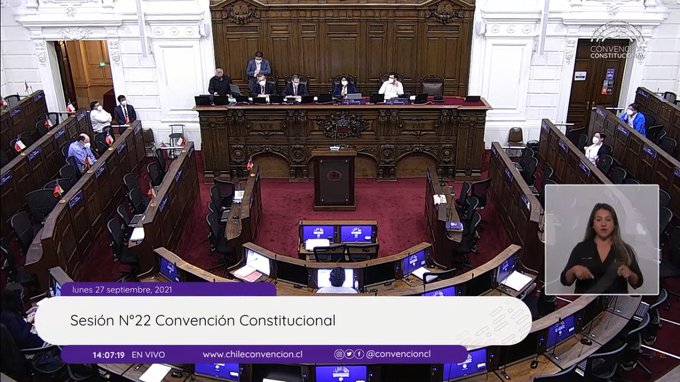 Reglamento en tierra derecha: Convención aprueba las siete comisiones temáticas y sus contenidos y este martes se cierra el debate por los 2/3
