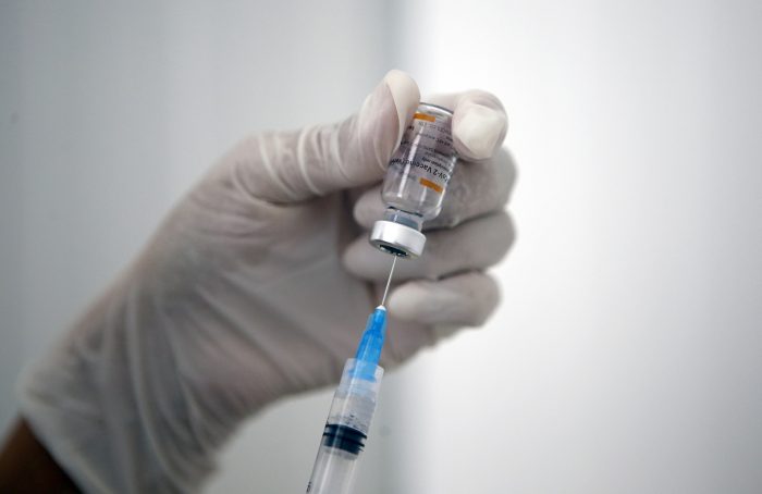 Dinamarca avanza en el control de la pandemia y suspende la vacunación contra el covid-19