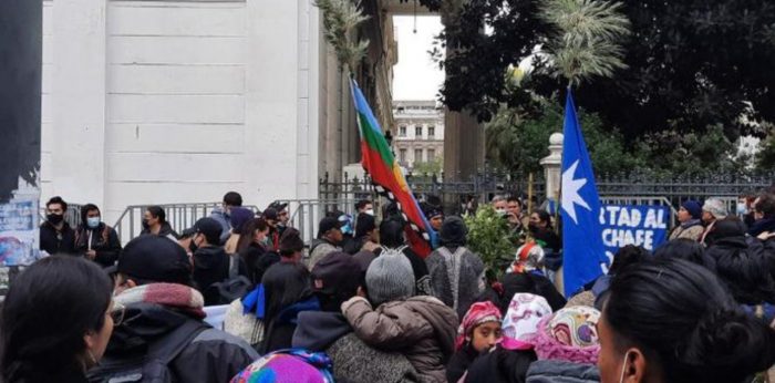 Elisa Loncon por manifestantes mapuche: «Esta convención está abierta para todos los sectores políticos»