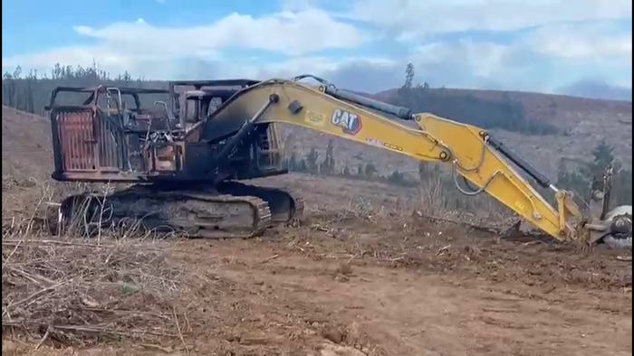 Ataque incendiario en Malleco: desconocidos quemaron cuatro maquinas forestales