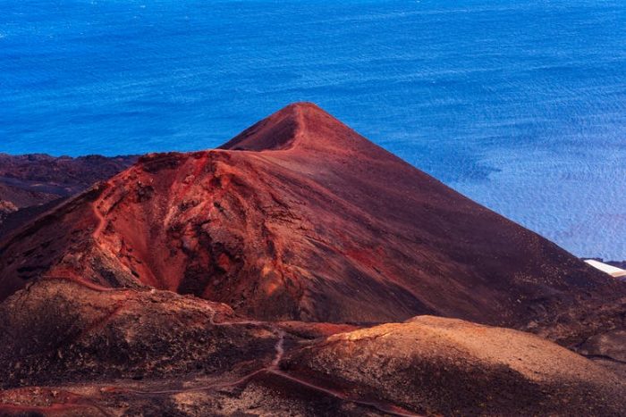 La historia volcánica de La Palma ha permitido prever la erupción a tiempo