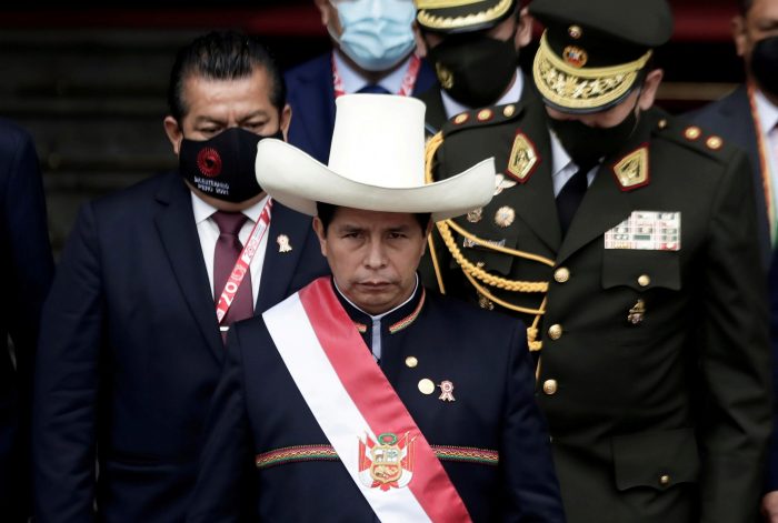 Presidente Pedro Castillo anuncia renuncia de primer ministro de Perú a poco más de dos meses de asumir