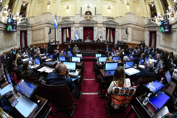 Senado argentino rechaza decreto de Chile sobre plataforma continental