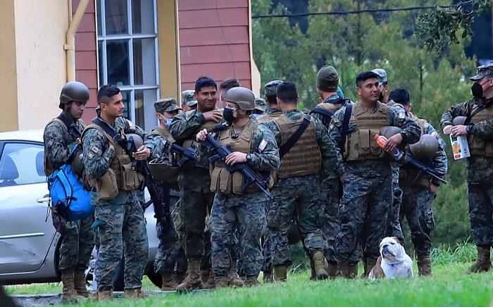 Macrozona sur: General Slater reconoce problemas para «detener en flagrancia» a violentistas