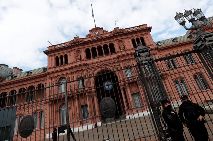Inflación argentina será de 50,3% para 2021, dicen analistas consultados por banco central