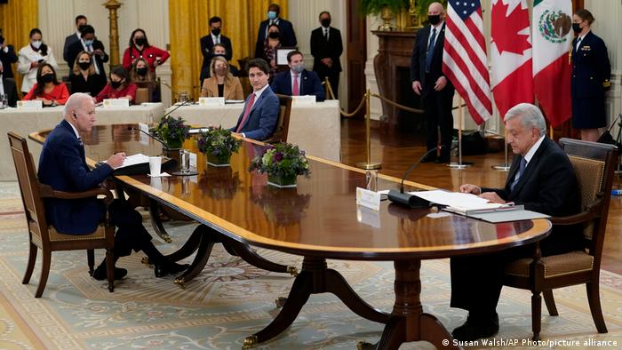 México pide a EE.UU. y Canadá que no rechacen a migrantes
