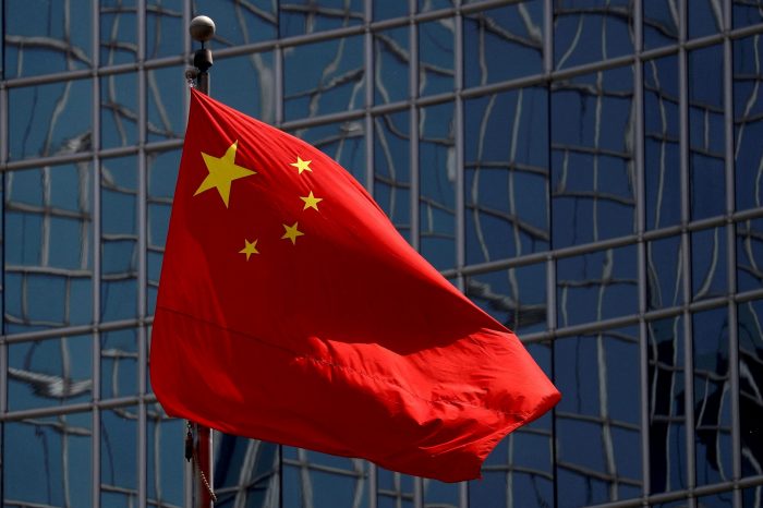 China lanza políticas para reforzar economía industrial y seguridad energética