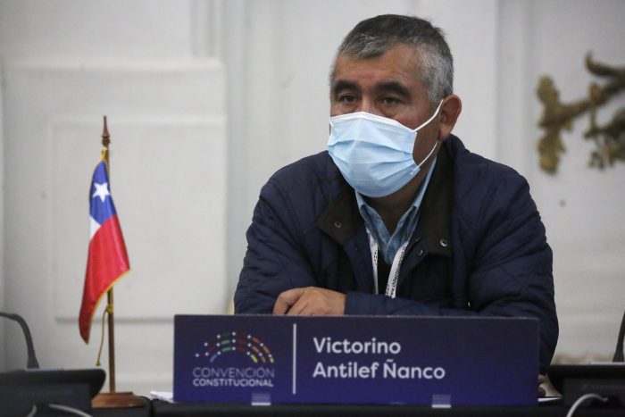 Victorino Antilef renunció a su cargo de coordinador de mesa por discrepancias con el proceso de consulta indígena de la Convención