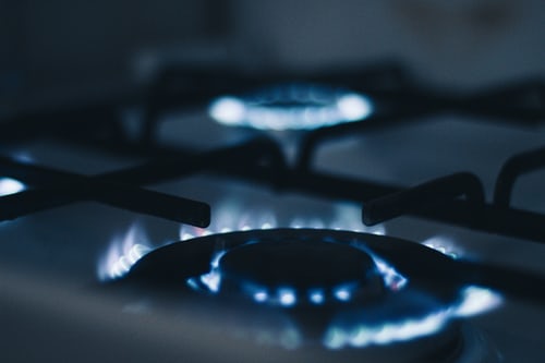 FNE confirma propuestas para aumentar competencia en el mercado del gas y refuta críticas de empresas del sector