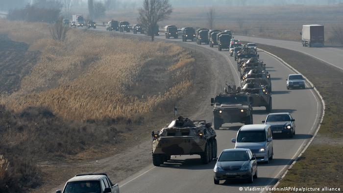 Tropas rusas finalizan retirada de Kazajistán tras dos semanas de “misión de paz”