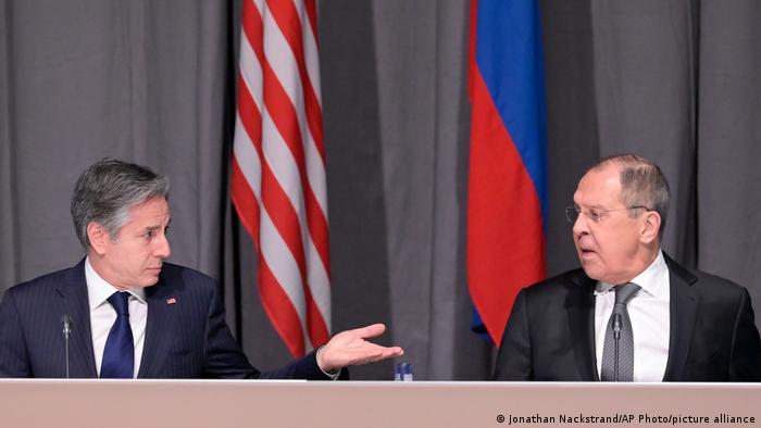 EE. UU. y Rusia se reúnen en último intento de desescalar la crisis en Ucrania