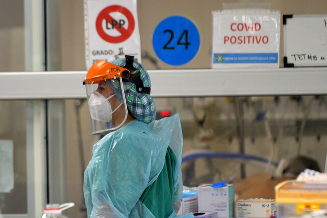 Nuevo peak de contagios Covid-19 en Chile: Ministerio de Salud reportó 12.500 nuevos casos y positividad de 11,69%