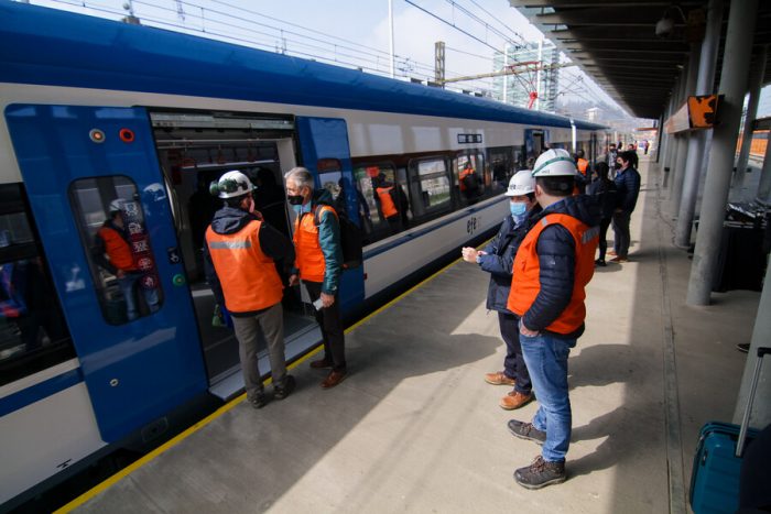 Robo del tendido eléctrico truncó el esperado regreso del tren Santiago-Concepción