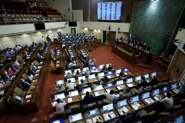 Con indicación de impuesto a los «superricos» y cuestionamientos del CFA: Cámara de Diputados vota hoy proyecto de financiamiento a la PGU