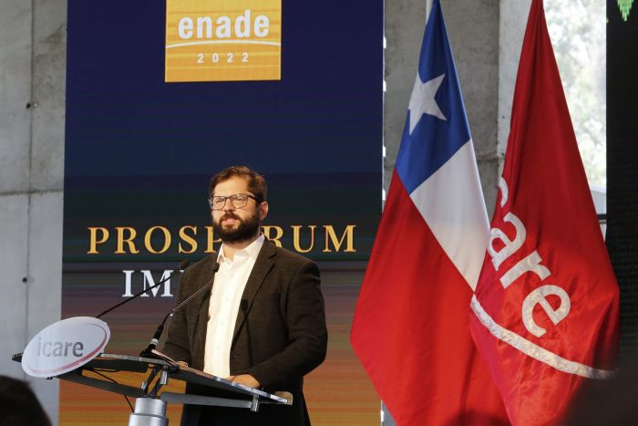 Presidente electo Gabriel Boric recitó poema de Enrique Lihn que habla de la desigualdades en cónclave de la Enade