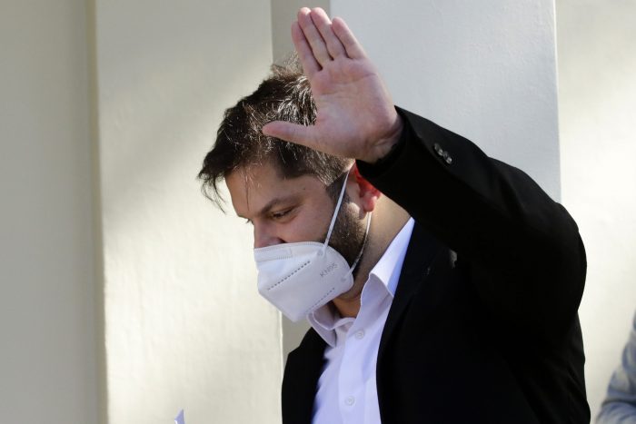 Apruebo Dignidad aprueba decisión de Boric en incluir a otros partidos a la coalición