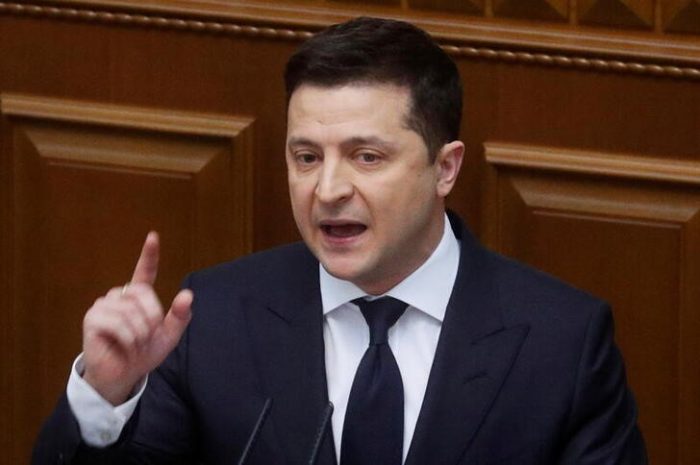 Presidente de Ucrania cuestionó la postura de occidente: «Nos han dejado solos para defender nuestro Estado»