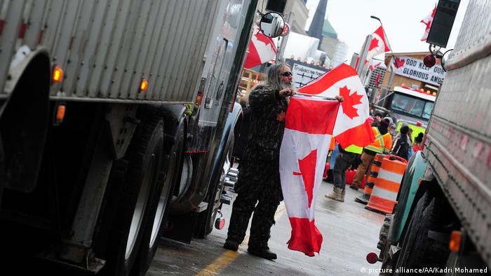 Canadá: antivacunas bloquean aeropuerto y otro paso fronterizo