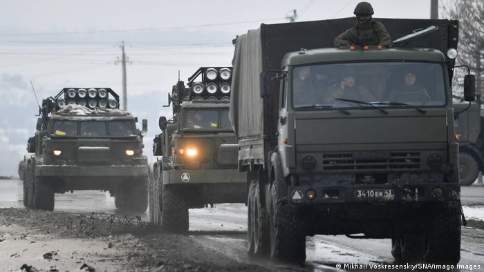 Ucrania desmiente haberse negado a negociar y Rusia ordena avanzar «en todos los frentes»