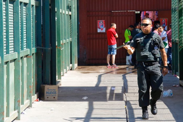 Brote de Covid-19 afecta a ex Penitenciaria de Santiago: se confirman más de 200 casos