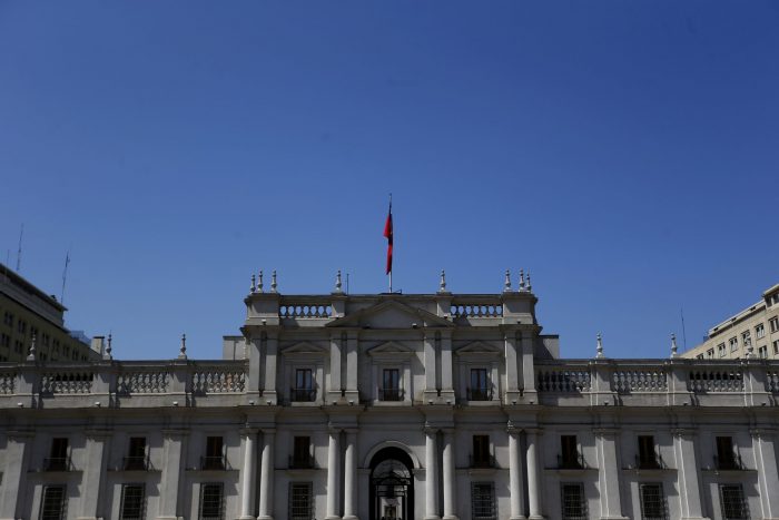 Gobierno confirma reunión extraordinaria en La Moneda por ataque incendiario en Contulmo