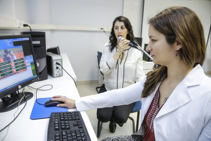 Escuela de Fonoaudiología realizó más de cuatro mil teleconsultas durante el 2021 ante la pandemia