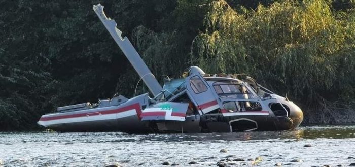 Helicóptero capotó luego de intentar sacar agua del Río Duqueco para combatir incendio forestal en Los Ángeles