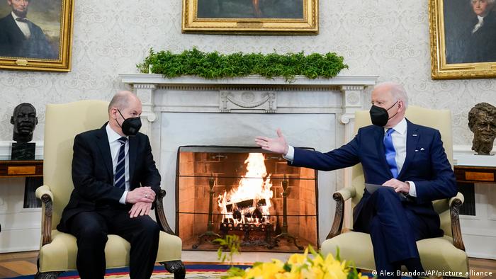 Biden y Scholz piden a Rusia tomar «medidas reales de desescalada»