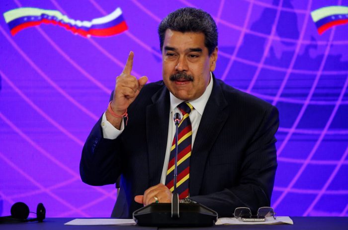 Nicolás Maduro ordena incrementar repatriaciones desde EEUU