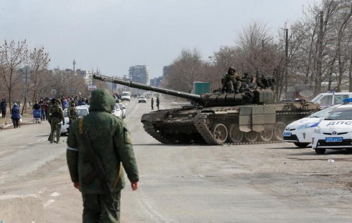 Putin lanza ultimátum: Rusia exige rendición de Ucrania en Mariúpol antes del mediodía de este lunes