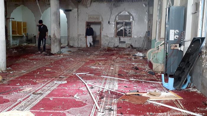 Pakistán: decenas de muertos y cientos de heridos tras ataque a una mezquita