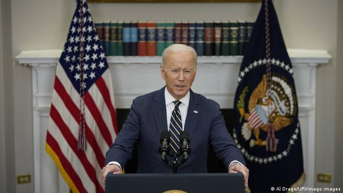 Joe Biden llama a «evitar» una «Tercera Guerra Mundial» con Rusia