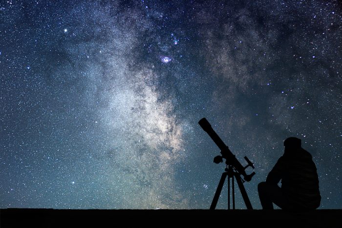 Día de la Astronomía 2022: Más de 100 actividades y una app de realidad aumentada para observar el Universo desde Chile