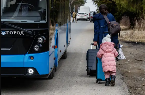 Medio millón de niños han salido de Ucrania como refugiados, según Unicef