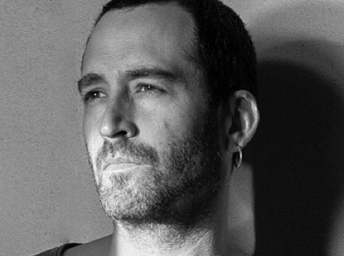 El actor Nicolás Poblete denuncia los abusos de su tío psiquiatra en un filme