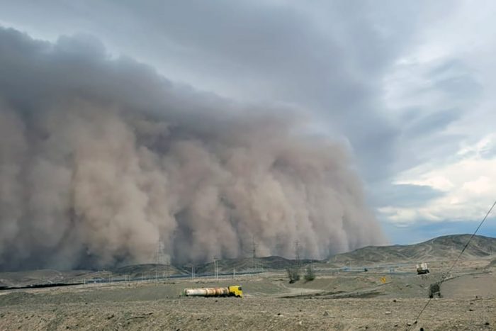 Gran tormenta de arena en comuna de Diego de Almagro: Onemi decreta alerta amarilla