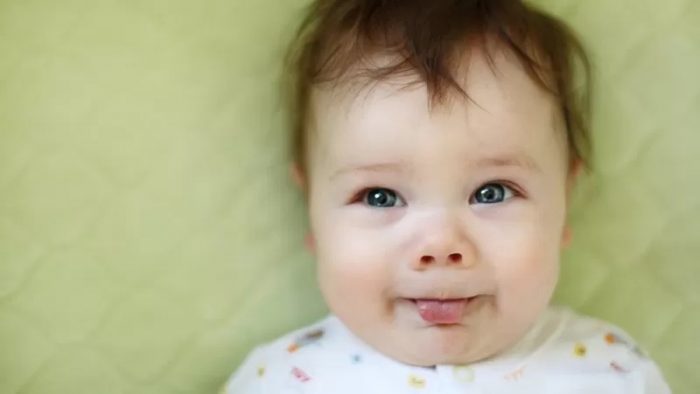 Qué tan peligrosa es la anquiloglosia (lengua anclada o atada) y por qué ha habido un aumento de casos en el mundo
