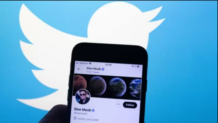 Qué puede cambiar en Twitter tras la compra de Elon Musk (y las dudas que genera)