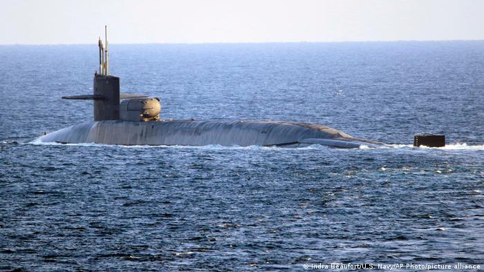 Denuncian arribo de un segundo submarino nuclear a Gibraltar
